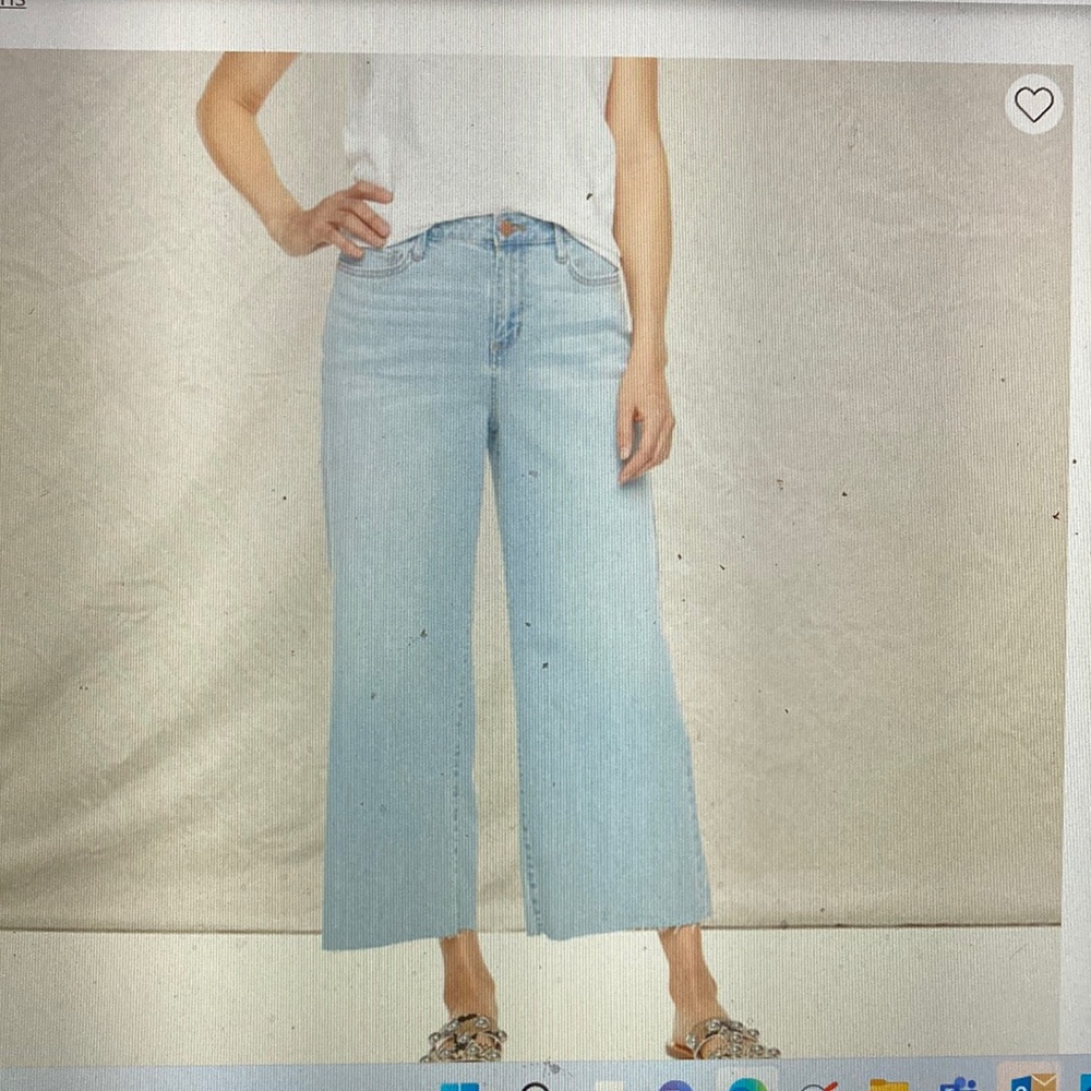 Brand new w tags womens high rise cropped jeans